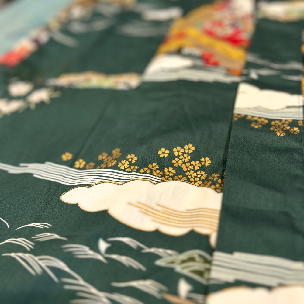 Hunter Green & Mtellic Kimono 👘 - Picture 4 of 15